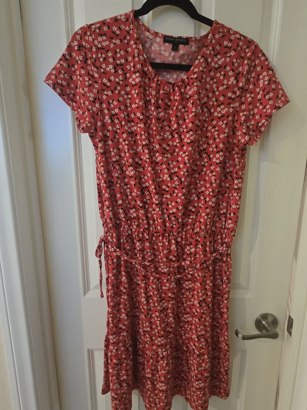 Banana Republic Red Floral Midi Dress - Picture 1 of 4